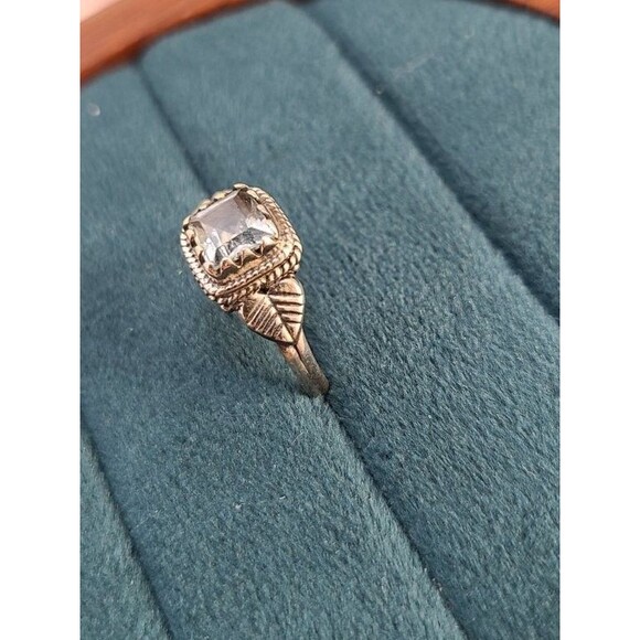 Sterling Silver Blue Topaz Ring 925 Size 5.5 Square Cut Vintage Leaf Band Gift - Picture 3 of 7